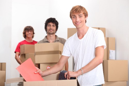 Marylebone moving van service for local residential and commercial moves
